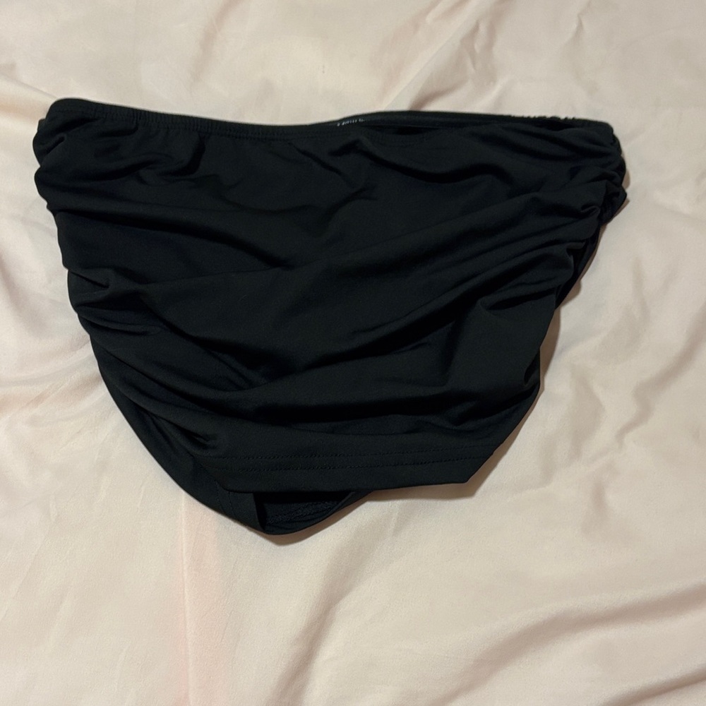 Black Tube Top- Strapless flattering top